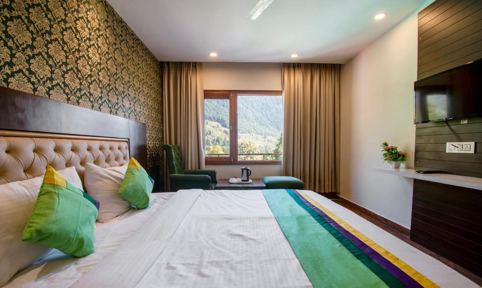 Ambika Residency, Near Hidimba Devi Temple Hotel มะนาลี ภายนอก รูปภาพ