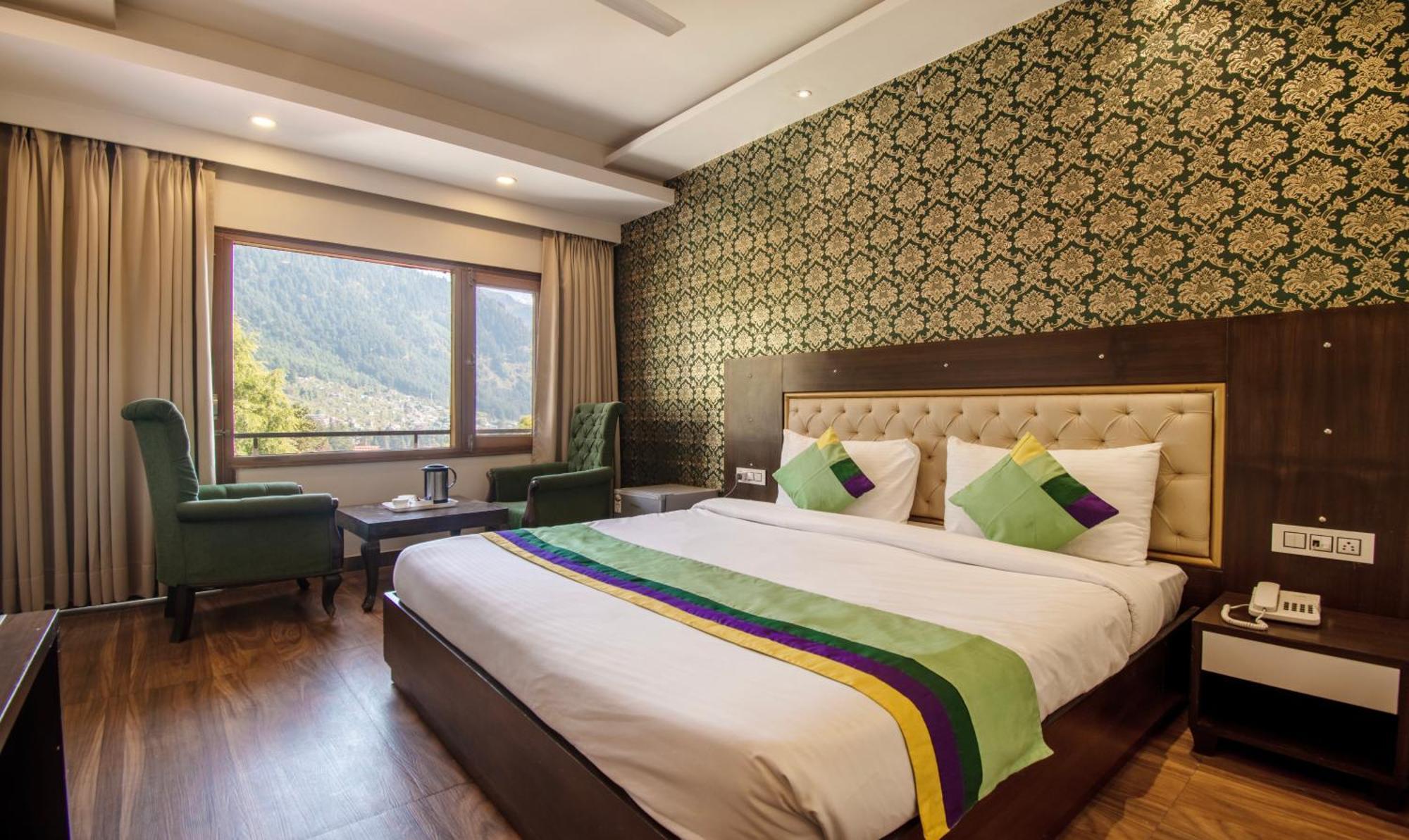 Ambika Residency, Near Hidimba Devi Temple Hotel มะนาลี ภายนอก รูปภาพ