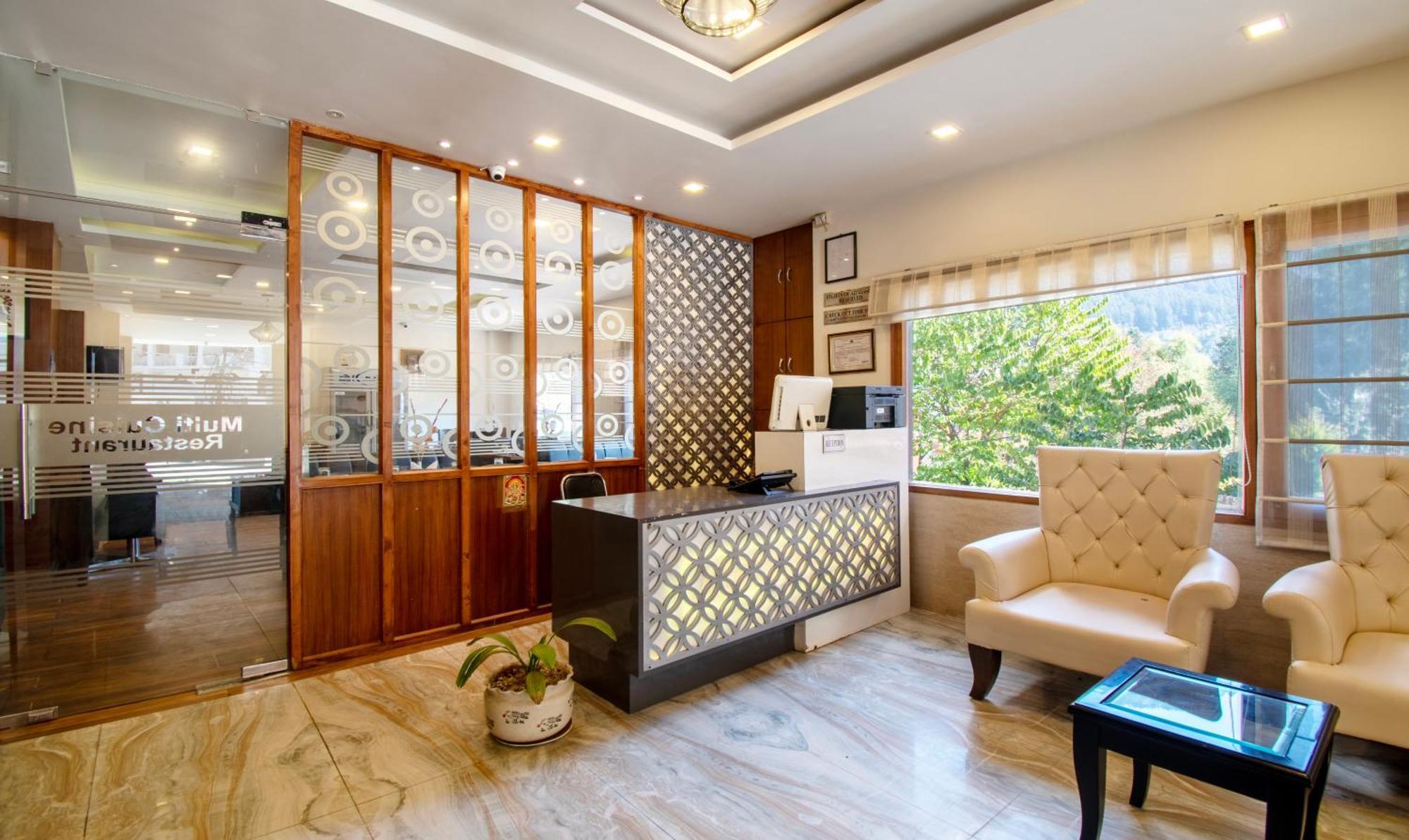 Ambika Residency, Near Hidimba Devi Temple Hotel มะนาลี ภายนอก รูปภาพ